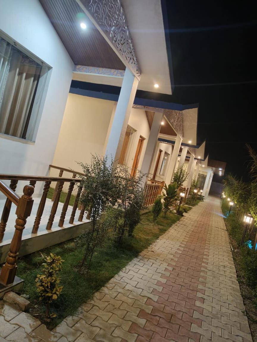 Corbett Jungle Breeze Resort Rāmnagar Exterior foto